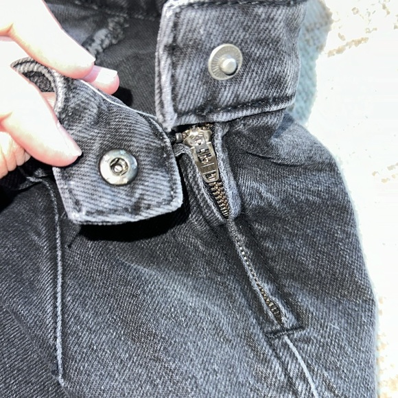 We the Free Jean skirt size 0 🖤🖤🖤 - Picture 4 of 8